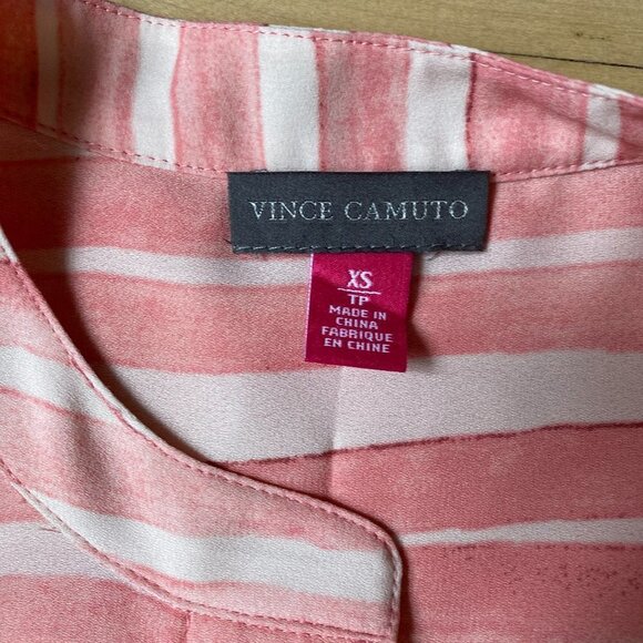 DOWN black
Vince Camuto Dress BNWT Xsmall Sleeveless Button Down Black - Picture 7 of 8